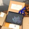 Louis Vuitton Zippy wallet