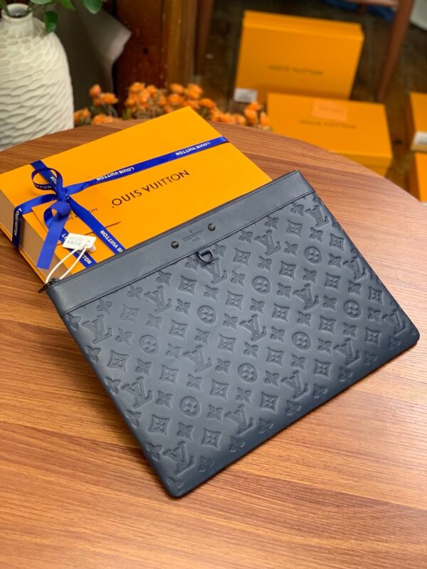 Louis Vuitton DISCOVERY POCHETTE