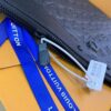 Louis Vuitton DISCOVERY POCHETTE