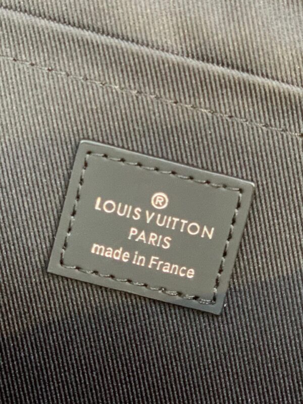 Louis Vuitton DISCOVERY POCHETTE