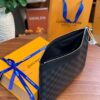 Louis Vuitton DISCOVERY POCHETTE