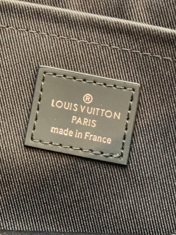 Louis Vuitton DISCOVERY POCHETTE