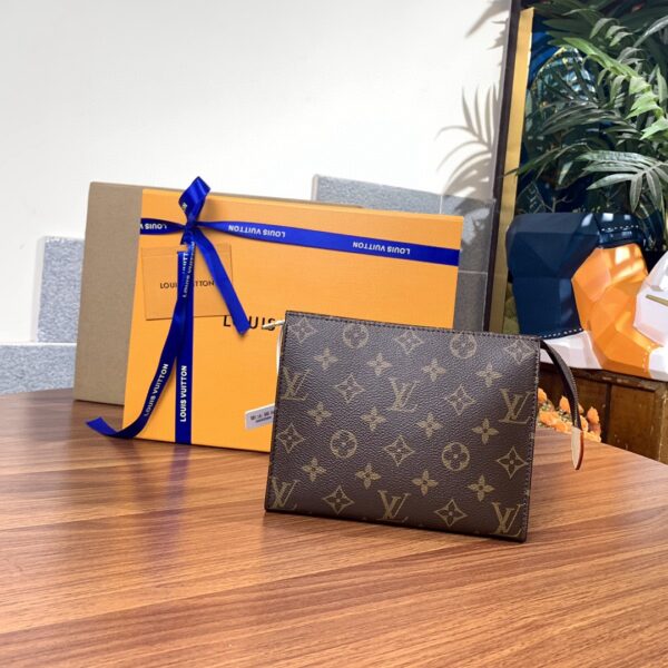 Louis Vuitton Toiletry pouch