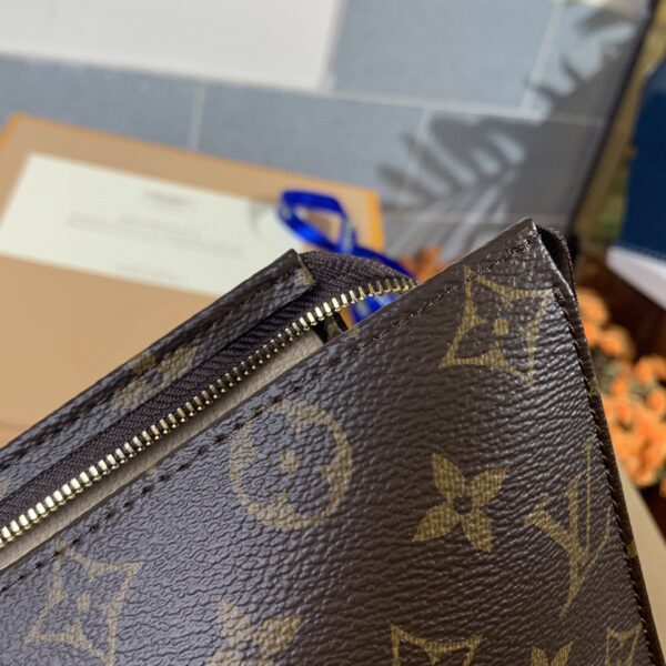 Louis Vuitton Toiletry pouch