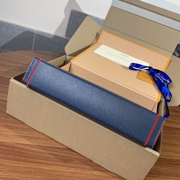 Louis Vuitton Pochette Voyage MM