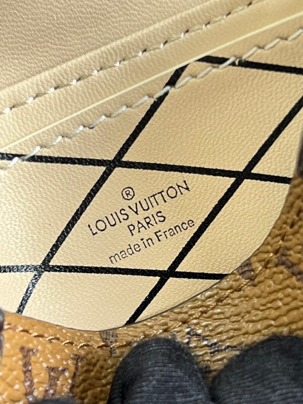 Louis Vuitton Monogram essential trunk