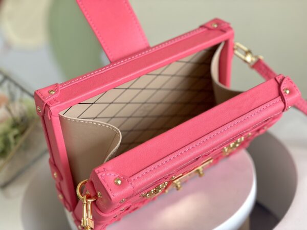 Louis Vuitton Petite Malle