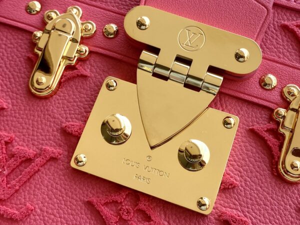 Louis Vuitton Petite Malle