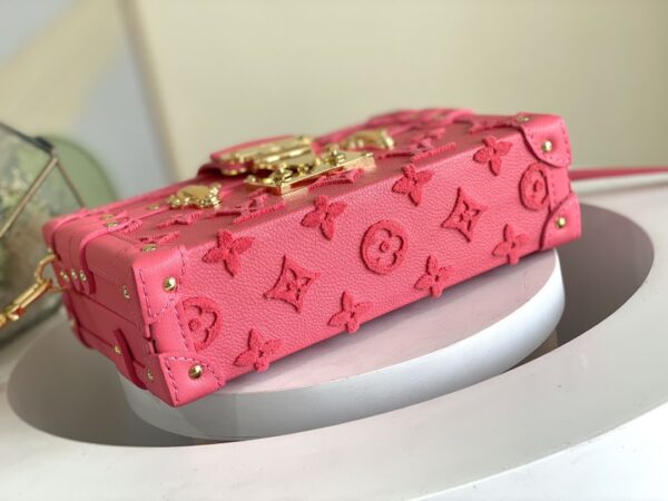 Louis Vuitton Petite Malle