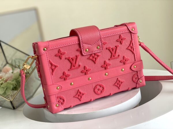 Louis Vuitton Petite Malle