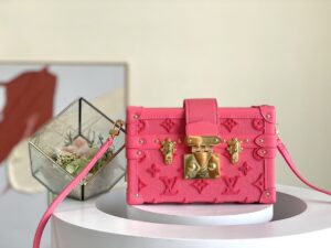 Louis Vuitton Petite Malle