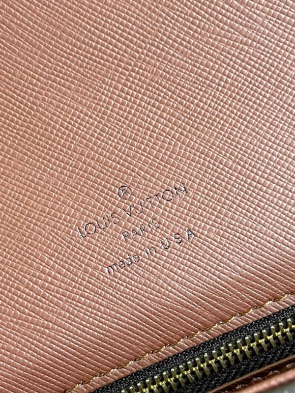 Louis Vuitton Monogram Chantilly
