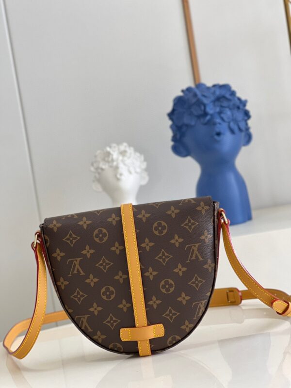 Louis Vuitton Monogram Chantilly