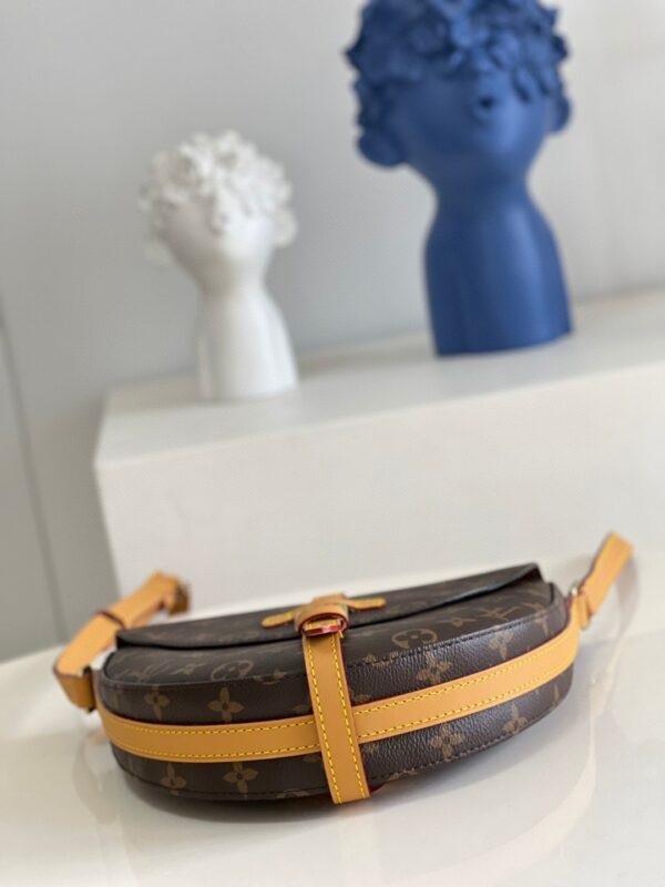 Louis Vuitton Monogram Chantilly