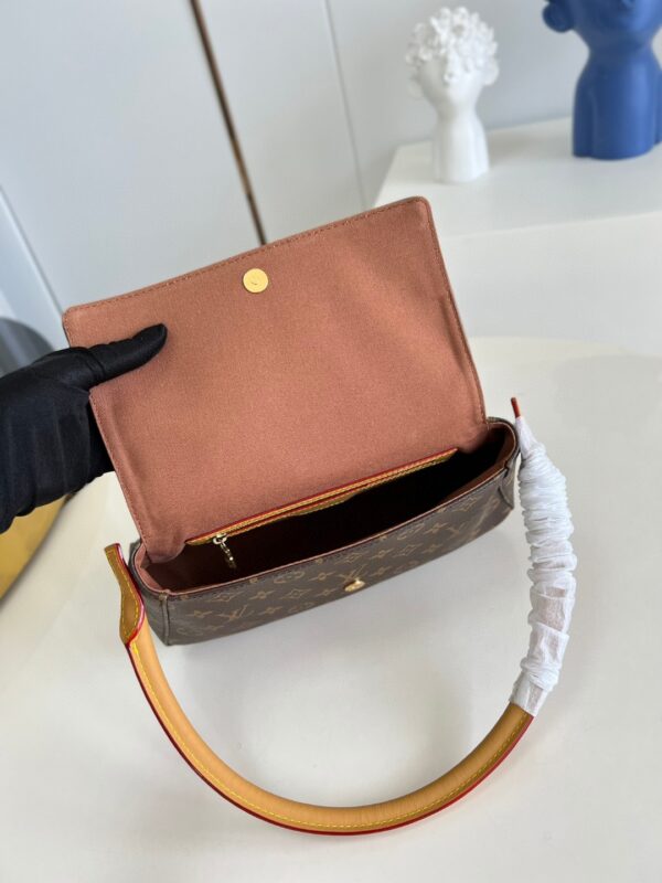 Louis Vuitton Mini looping