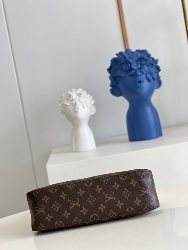 Louis Vuitton Mini looping