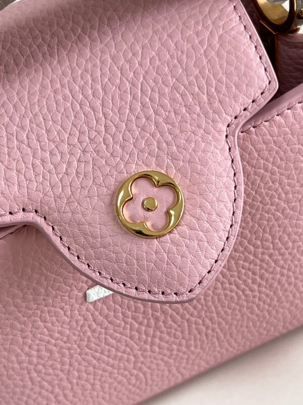 Louis Vuitton Capucines Mini