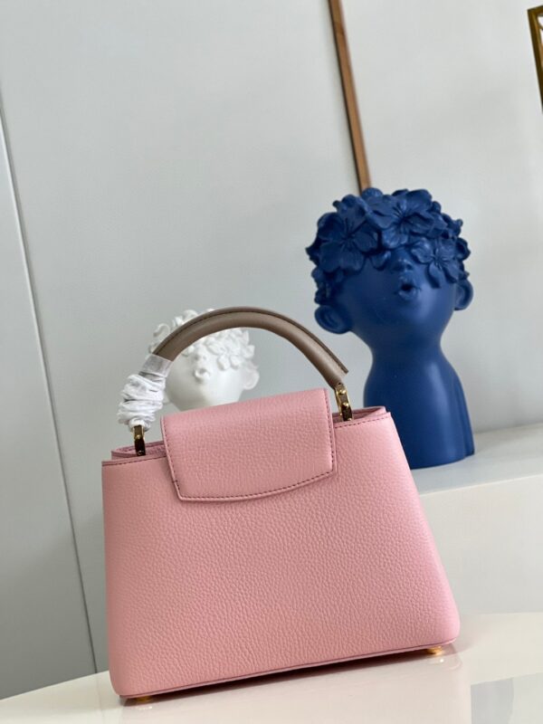 Louis Vuitton  Capucines BB