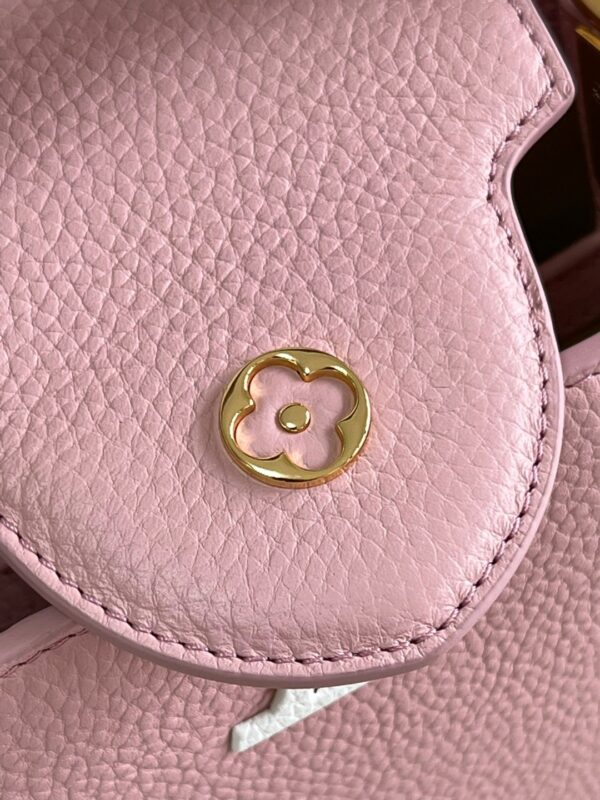 Louis Vuitton  Capucines BB