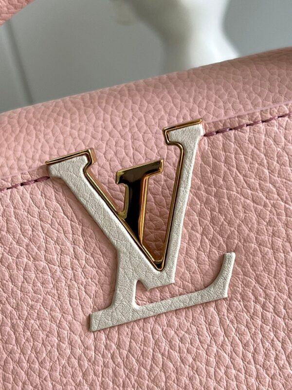 Louis Vuitton Capucines Mini
