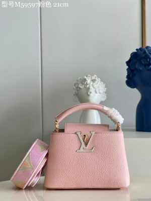 Louis Vuitton Capucines Mini