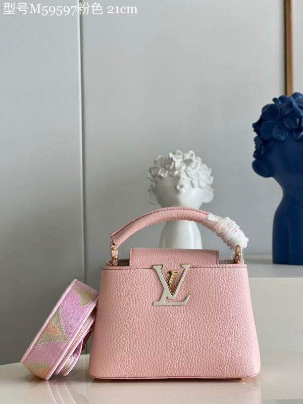 Louis Vuitton Capucines Mini