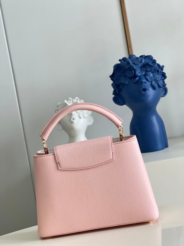Louis Vuitton Capucines BB