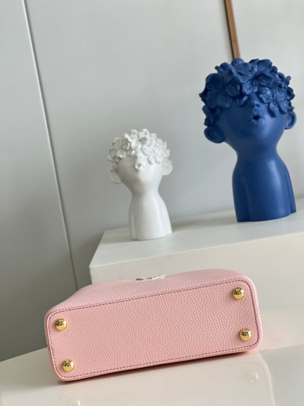 Louis Vuitton Capucines BB