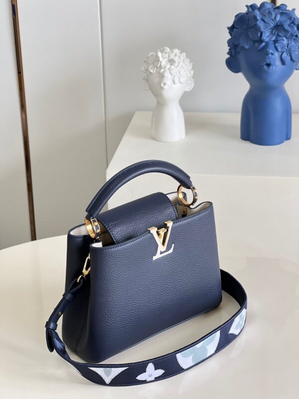 Louis Vuitton Capucines BB