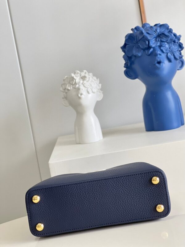Louis Vuitton Capucines BB