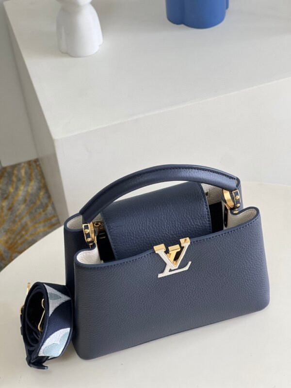 Louis Vuitton Capucines BB