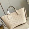 Louis Vuitton Blossom PM