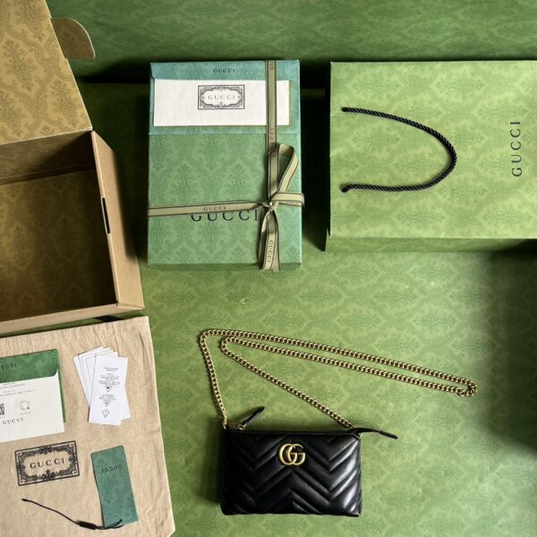 GUCCI GG MARMONT Chain Bag
