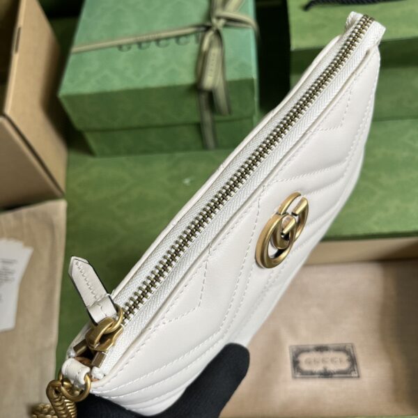 GUCCI GG MARMONT Chain Bag