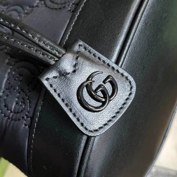 Gucci GG Matelassé bucket bag