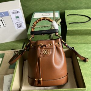 GUCCI Diana mini bucket bag