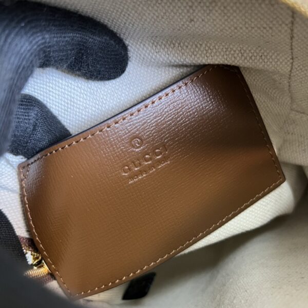 Gucci GG Single Shoulder Crossbody Bag