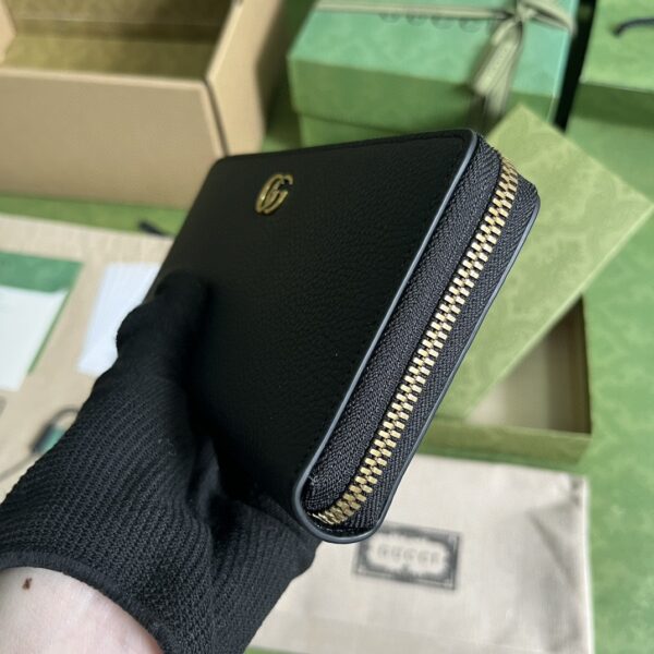 GUCCI Long Wallets