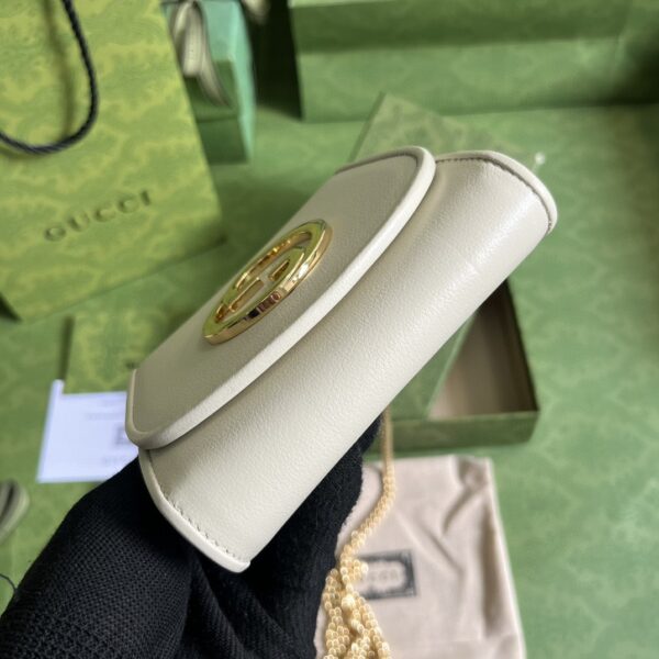 GUCCI Blondie medium chain wallet