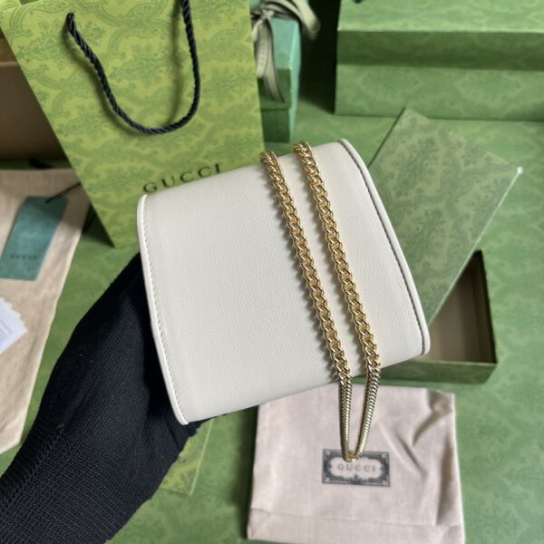 GUCCI Blondie medium chain wallet
