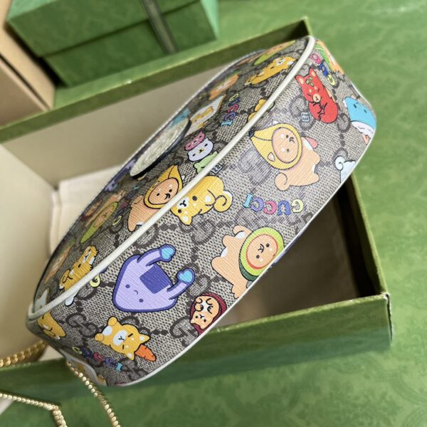 GUCCI Half-moon-shaped mini bag with Interlocking G