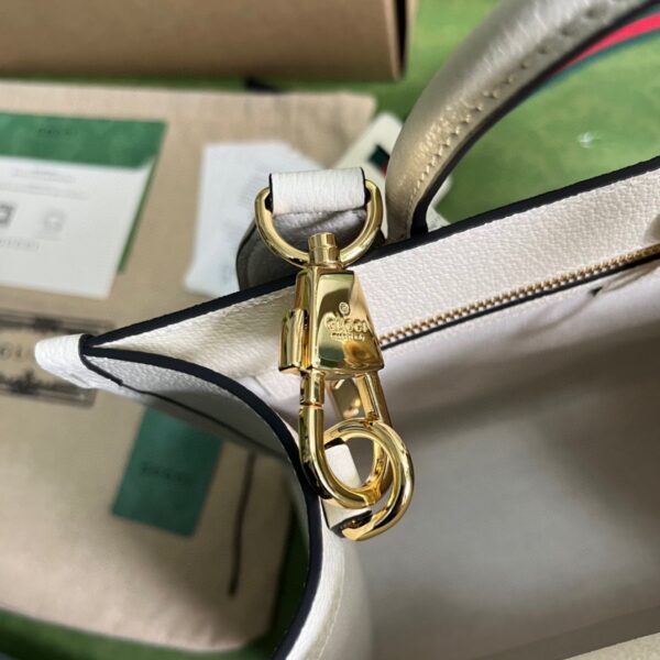 Gucci animal print small tote