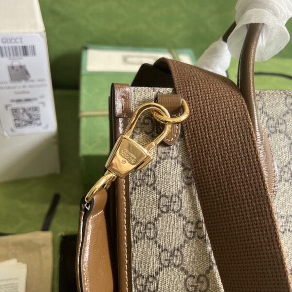 Gucci Small tote with Interlocking G