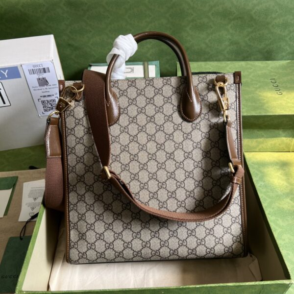 Gucci Small tote with Interlocking G