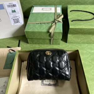Gucci GG Matelassé beauty case
