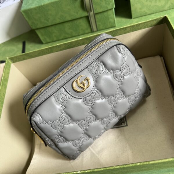 Gucci GG Matelassé beauty case