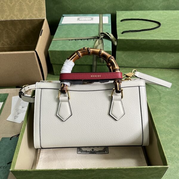 Gucci Diana small shoulder bag