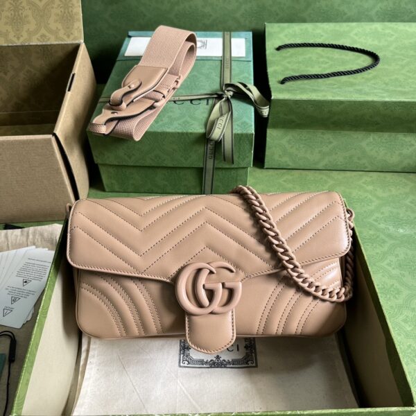 GUCCI GG Marmont shoulder bag