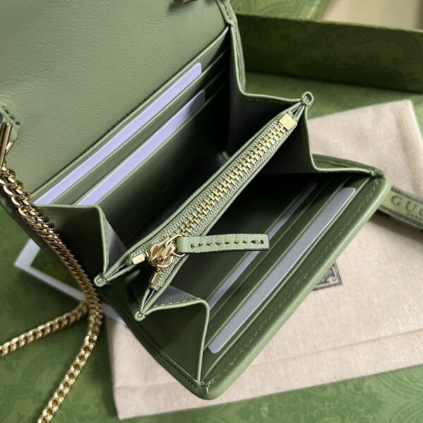 Gucci Blondie medium chain wallet