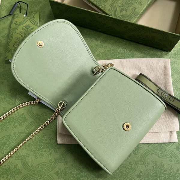 Gucci Blondie medium chain wallet